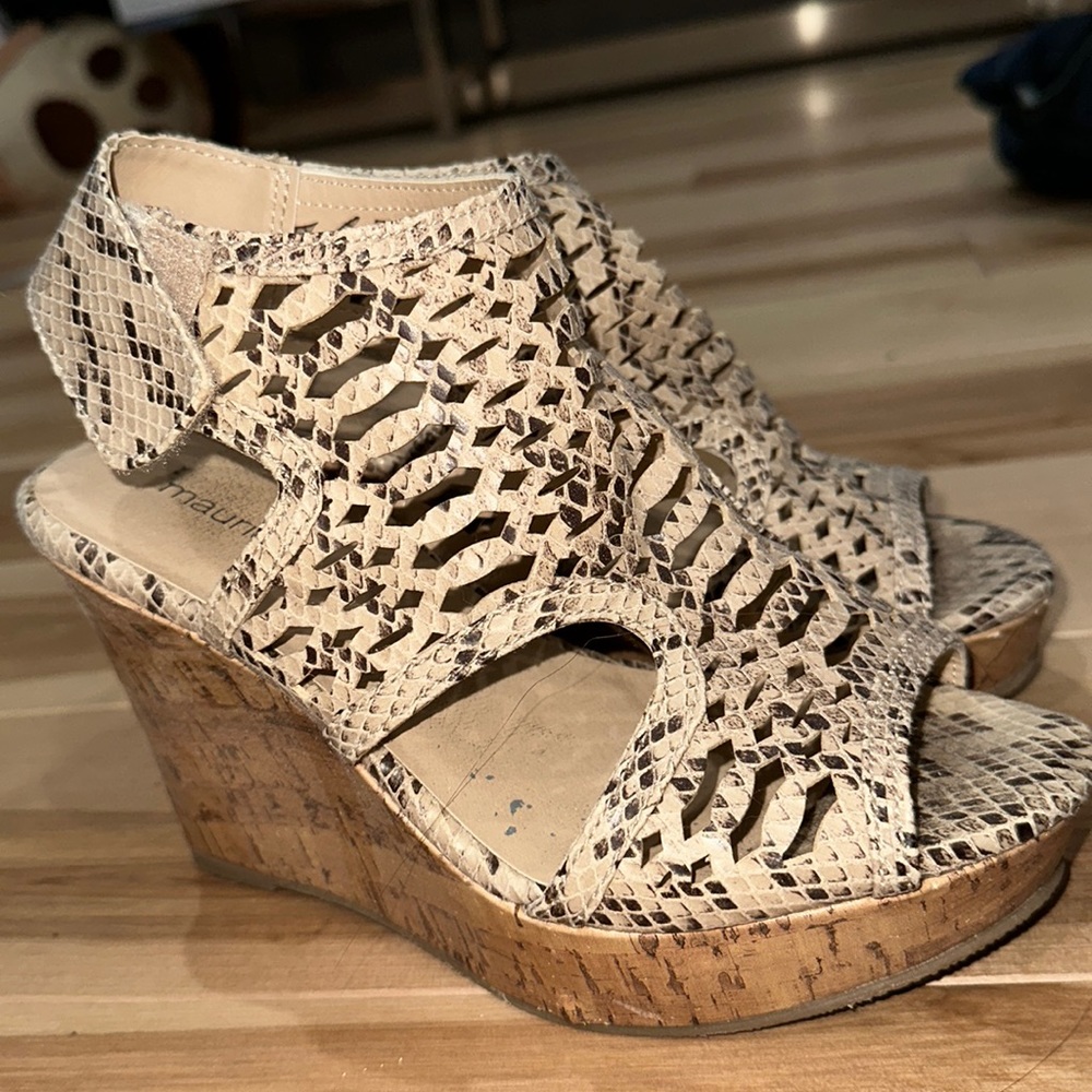 Tan snack skin heels